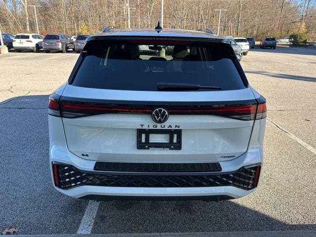 2026 Volkswagen Tiguan 2.0T SE R-Line Black