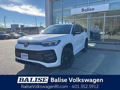 2026 Volkswagen Tiguan 2.0T SE R-Line Black