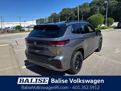 2026 Volkswagen Tiguan SE R-Line Black