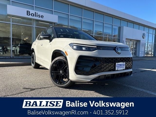 2026 Volkswagen Tiguan 2.0T SE R-Line Black