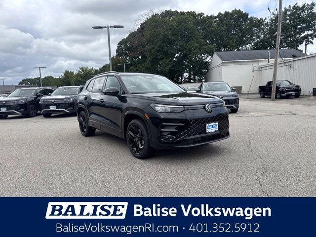 2026 Volkswagen Tiguan SE R-Line Black