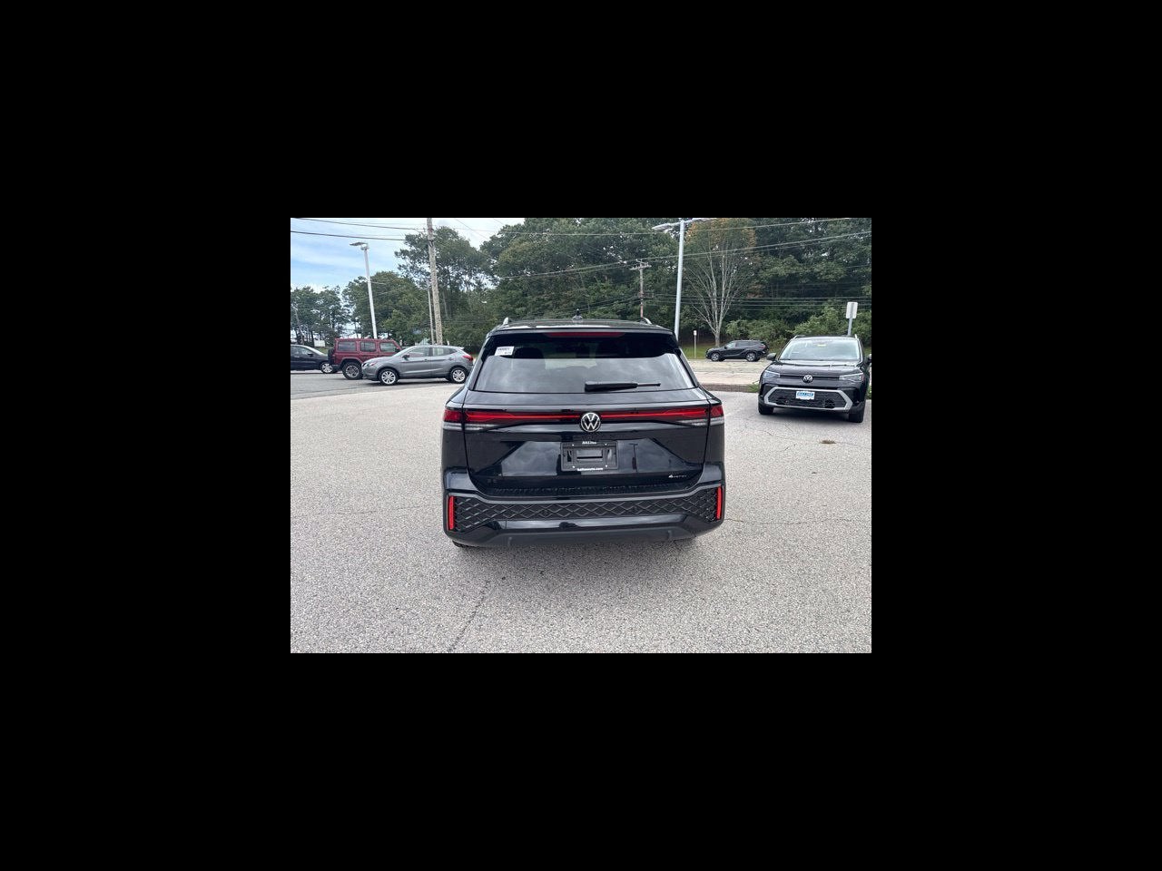 2026 Volkswagen Tiguan SE R-Line Black