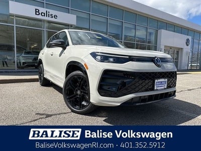 2026 Volkswagen Tiguan 2.0T SE R-Line Black