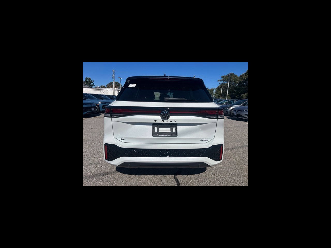 2026 Volkswagen Tiguan SE R-Line Black