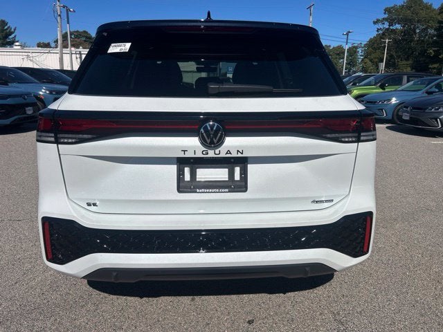 2026 Volkswagen Tiguan SE R-Line Black