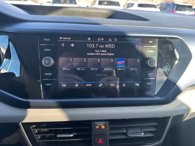 2022 Volkswagen Taos SE