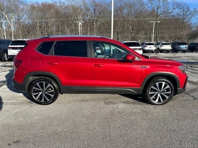 2022 Volkswagen Taos SE