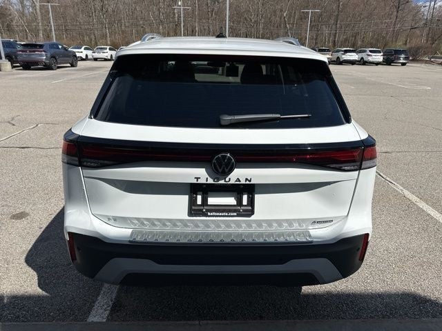 2026 Volkswagen Tiguan 2.0T SE