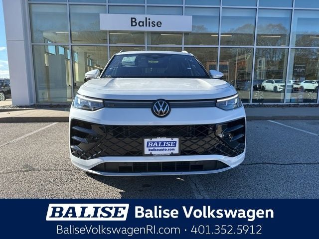2026 Volkswagen Tiguan 2.0T SEL R-Line