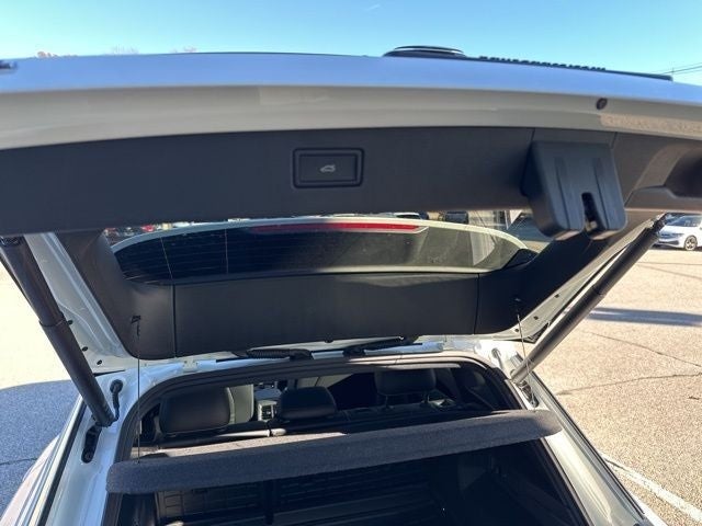 2026 Volkswagen Tiguan 2.0T SEL R-Line