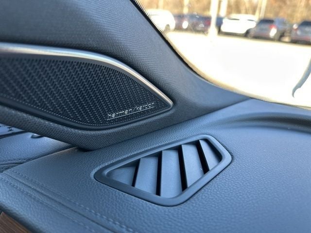 2026 Volkswagen Tiguan 2.0T SEL R-Line