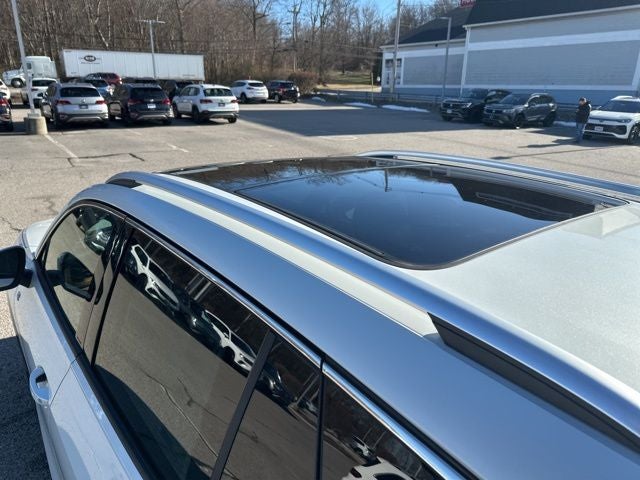 2026 Volkswagen Tiguan 2.0T SEL R-Line