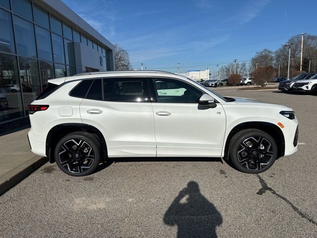 2026 Volkswagen Tiguan 2.0T SEL R-Line