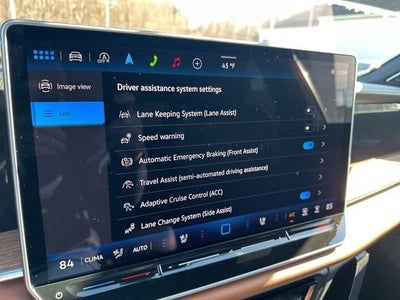 2026 Volkswagen Tiguan 2.0T SEL R-Line