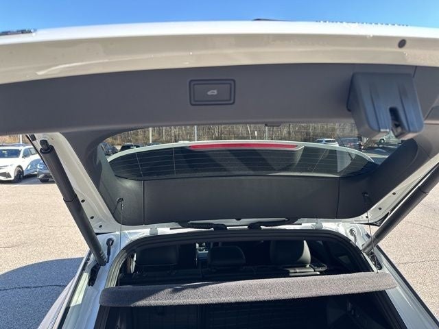 2026 Volkswagen Tiguan 2.0T SEL R-Line