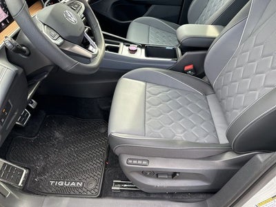 2026 Volkswagen Tiguan 2.0T SEL R-Line