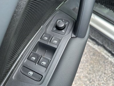 2026 Volkswagen Tiguan 2.0T SEL R-Line