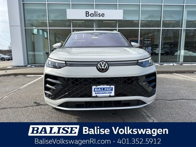 2026 Volkswagen Tiguan 2.0T SEL R-Line