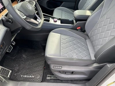 2026 Volkswagen Tiguan 2.0T SEL R-Line