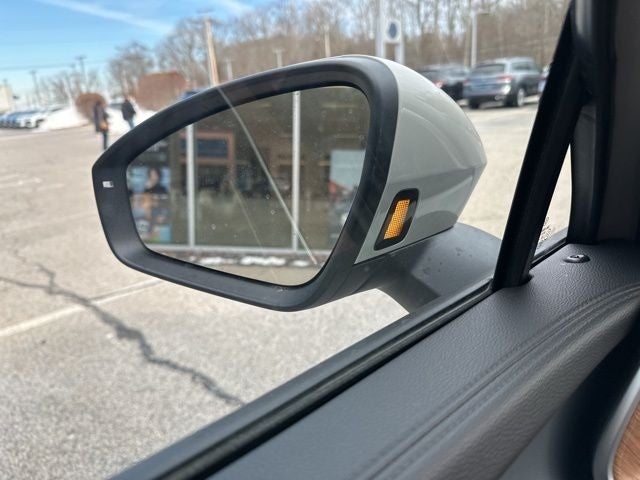 2026 Volkswagen Tiguan 2.0T SEL R-Line