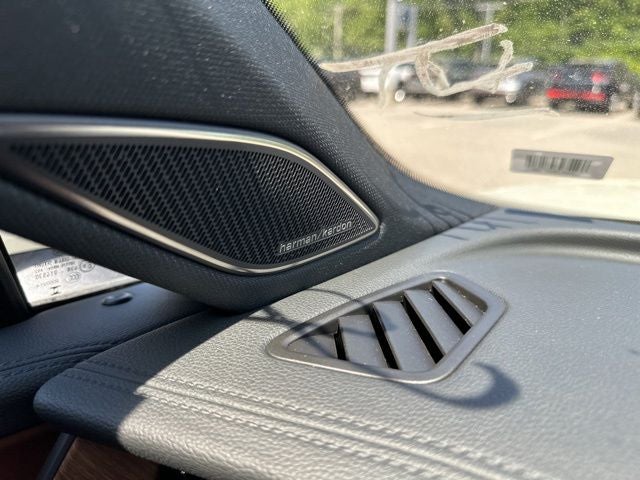 2026 Volkswagen Tiguan 2.0T SEL R-Line