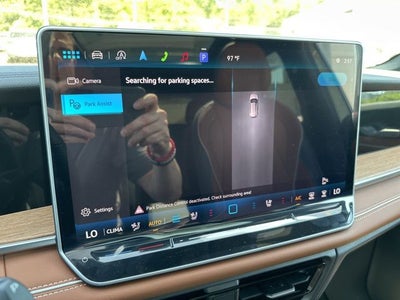2026 Volkswagen Tiguan 2.0T SEL R-Line