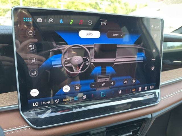2026 Volkswagen Tiguan 2.0T SEL R-Line