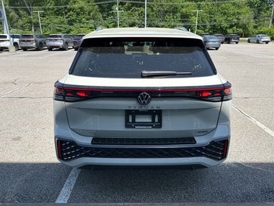 2026 Volkswagen Tiguan 2.0T SEL R-Line