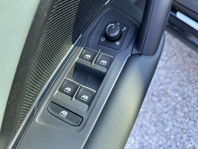 2026 Volkswagen Tiguan 2.0T SEL R-Line