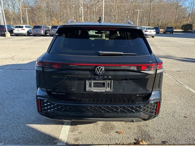 2026 Volkswagen Tiguan 2.0T SEL R-Line