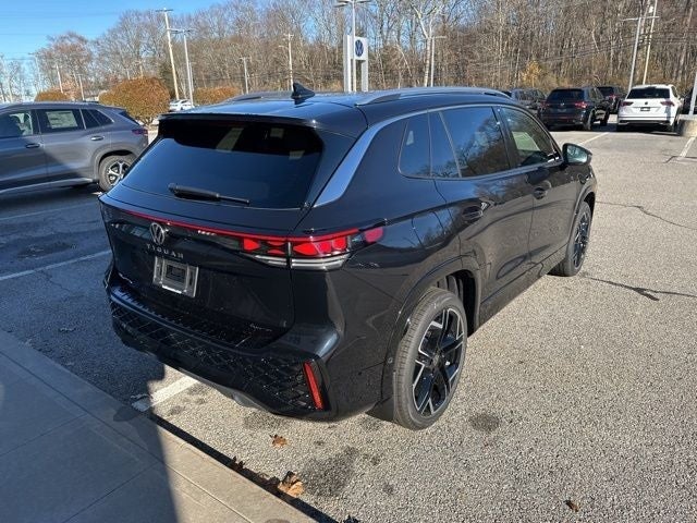 2026 Volkswagen Tiguan 2.0T SEL R-Line