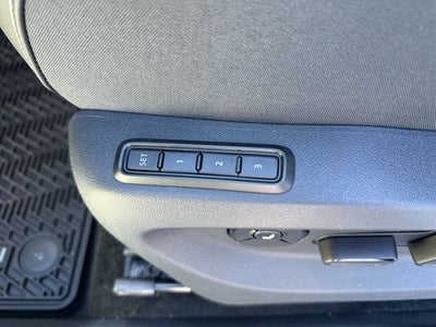 2026 Volkswagen Tiguan 2.0T SEL R-Line