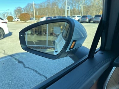 2026 Volkswagen Tiguan 2.0T SEL R-Line