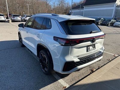 2026 Volkswagen Tiguan 2.0T SEL R-Line