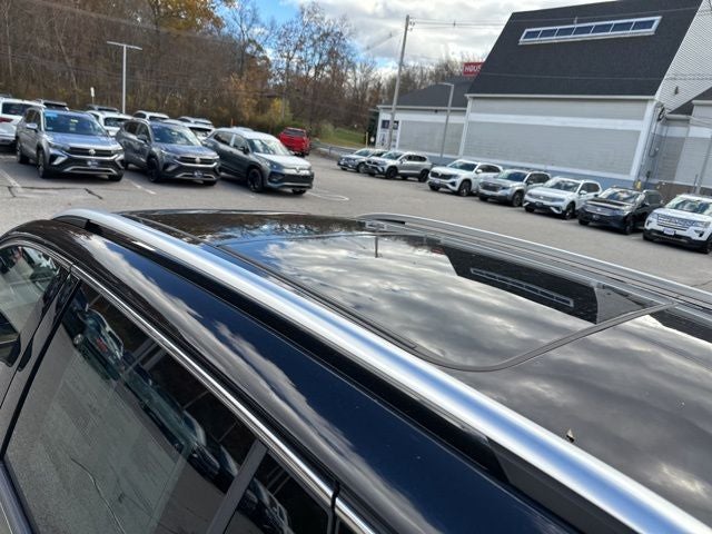 2026 Volkswagen Tiguan 2.0T SEL R-Line