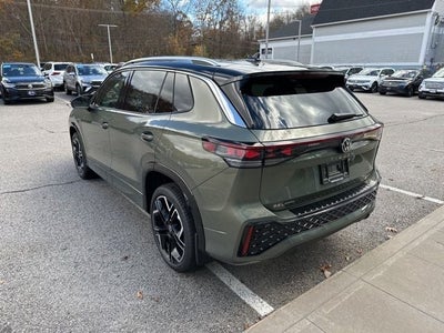 2026 Volkswagen Tiguan 2.0T SEL R-Line