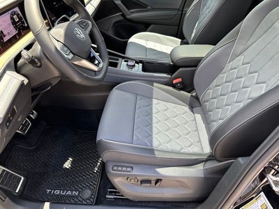 2026 Volkswagen Tiguan 2.0T SEL R-Line