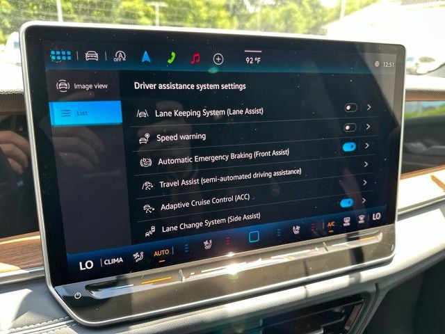 2026 Volkswagen Tiguan 2.0T SEL R-Line