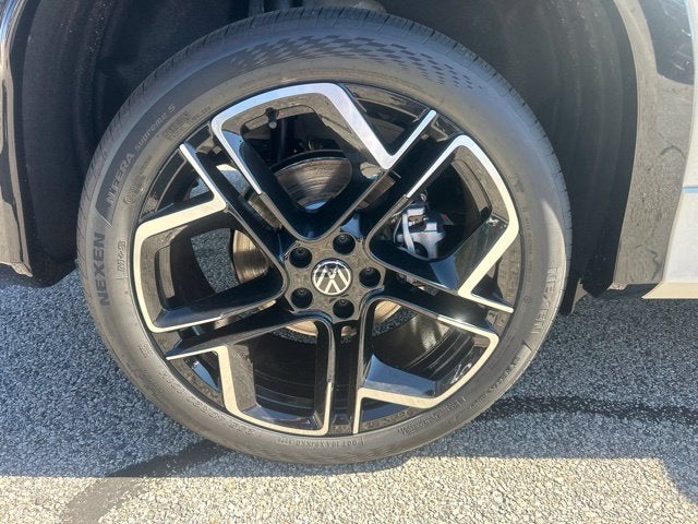2026 Volkswagen Tiguan SEL R-Line Turbo