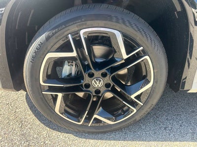 2026 Volkswagen Tiguan SEL R-Line Turbo