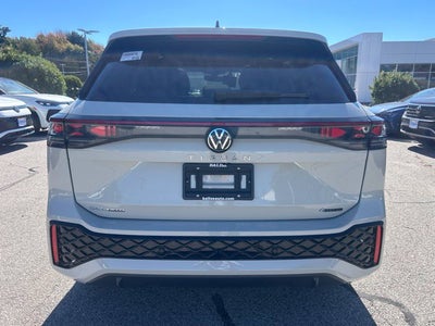 2026 Volkswagen Tiguan SEL R-Line Turbo