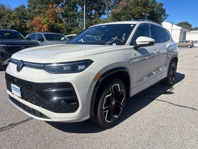 2026 Volkswagen Tiguan SEL R-Line Turbo
