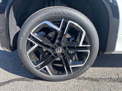 2026 Volkswagen Tiguan SEL R-Line Turbo