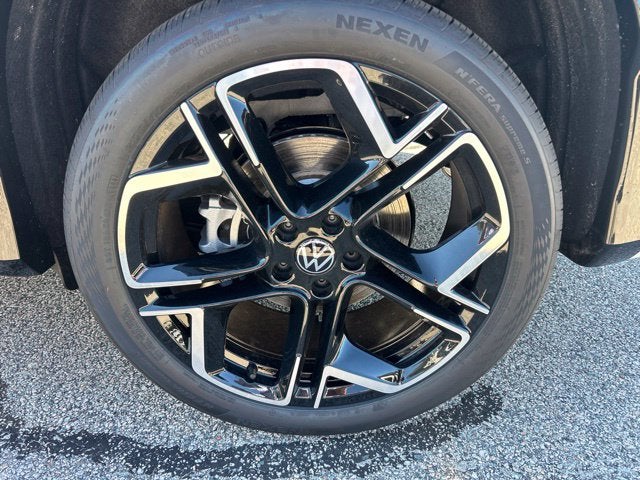 2026 Volkswagen Tiguan SEL R-Line Turbo