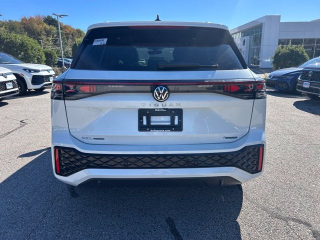 2026 Volkswagen Tiguan SEL R-Line Turbo
