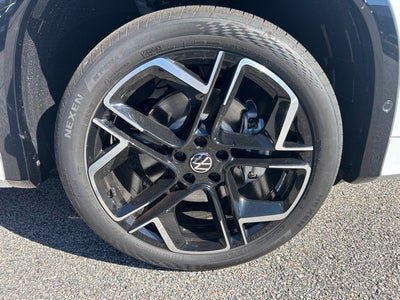 2026 Volkswagen Tiguan SEL R-Line Turbo