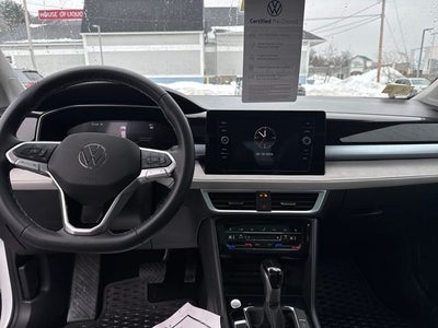 2025 Volkswagen Taos 1.5T SE