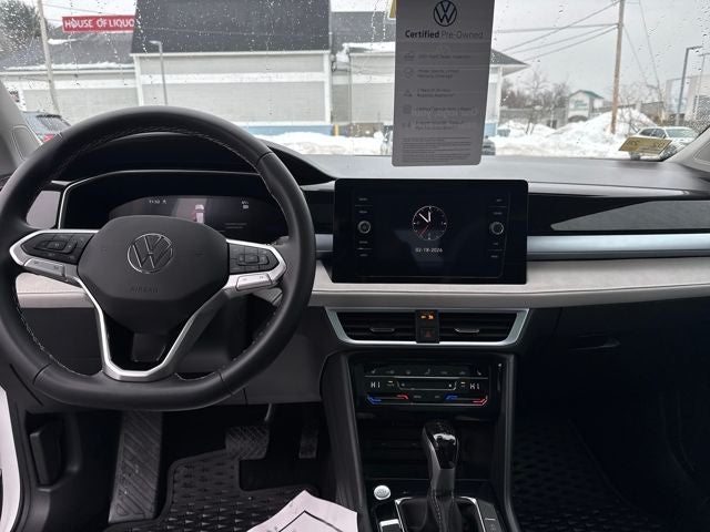 2025 Volkswagen Taos 1.5T SE