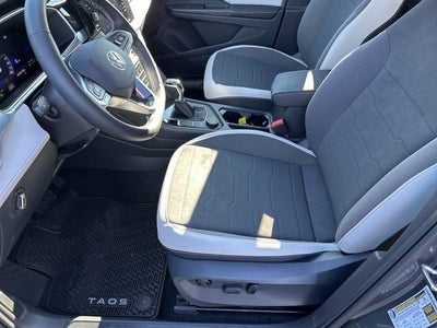 2026 Volkswagen Taos 1.5T SE