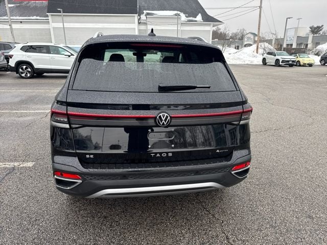 2025 Volkswagen Taos 1.5T SE